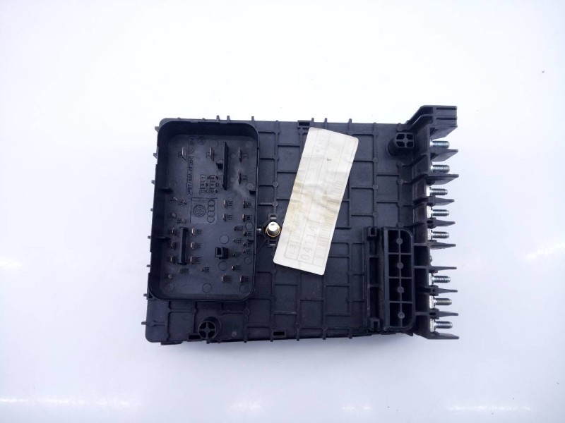 Recambio de caja reles / fusibles para audi q3 (8ug) design quattro referencia OEM IAM 04114 4916802530026 E2-A1-5-7