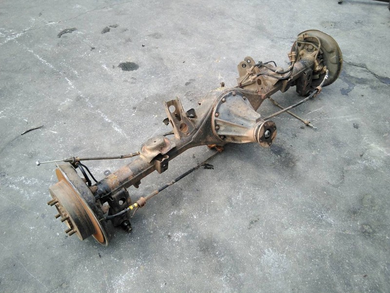 Recambio de puente trasero para toyota land cruiser (j12) 3.0 d-4d gx referencia OEM IAM   ESTANTERIA 4