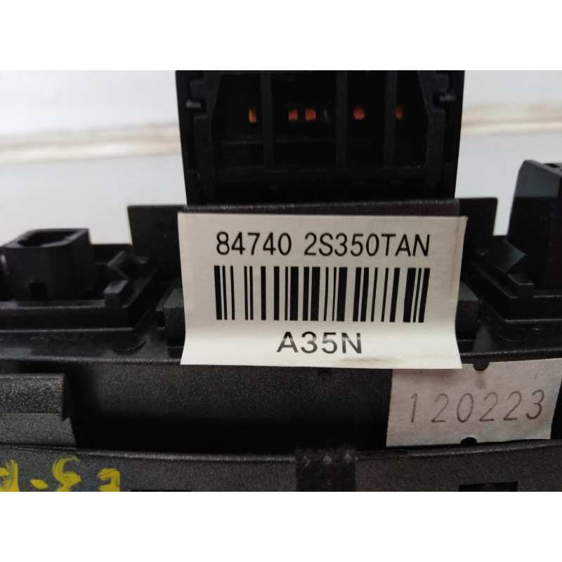 Recambio de warning para hyundai ix35 style awd referencia OEM IAM 847402S350TAN  E3-A3-43-1