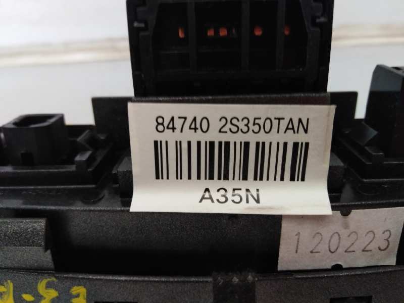 Recambio de warning para hyundai ix35 style awd referencia OEM IAM 847402S350TAN  E3-A3-43-1