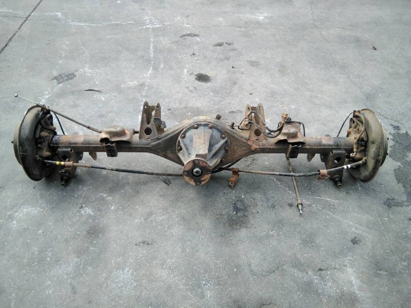 Recambio de puente trasero para toyota land cruiser (j12) 3.0 d-4d gx referencia OEM IAM   ESTANTERIA 4