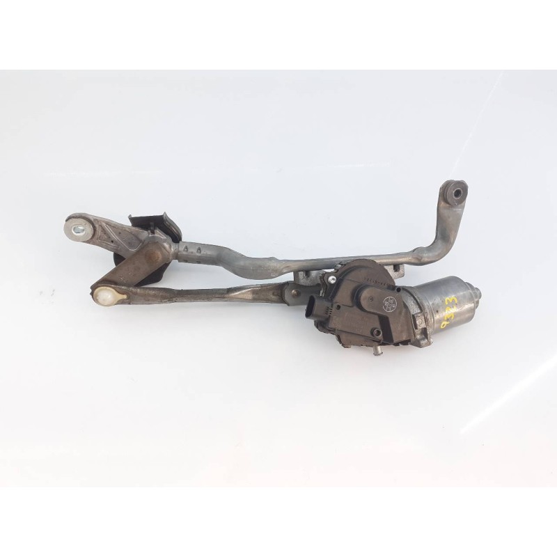 Recambio de motor limpia delantero para toyota yaris hsd city referencia OEM IAM 851100D0190 1593004134 E2-B4-24-1