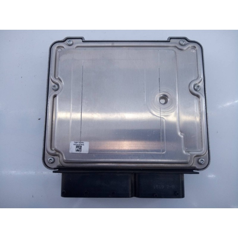 Recambio de centralita motor uce para opel insignia sports tourer cosmo referencia OEM IAM 55576906  E3-A5-23-4