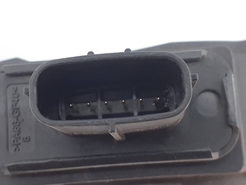 Recambio de pedal acelerador para toyota yaris hsd city referencia OEM IAM 781100D160  E3-B2-24-1