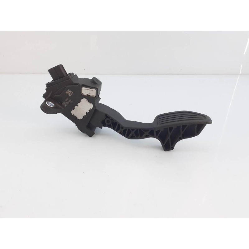 Recambio de pedal acelerador para toyota yaris hsd city referencia OEM IAM 781100D160  E3-B2-24-1