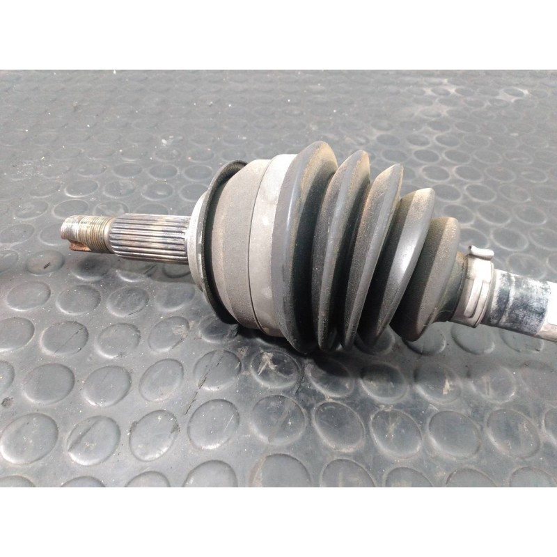 Recambio de transmision delantera derecha para toyota yaris hsd city referencia OEM IAM 434100D401B 10257751 P1-A6-19