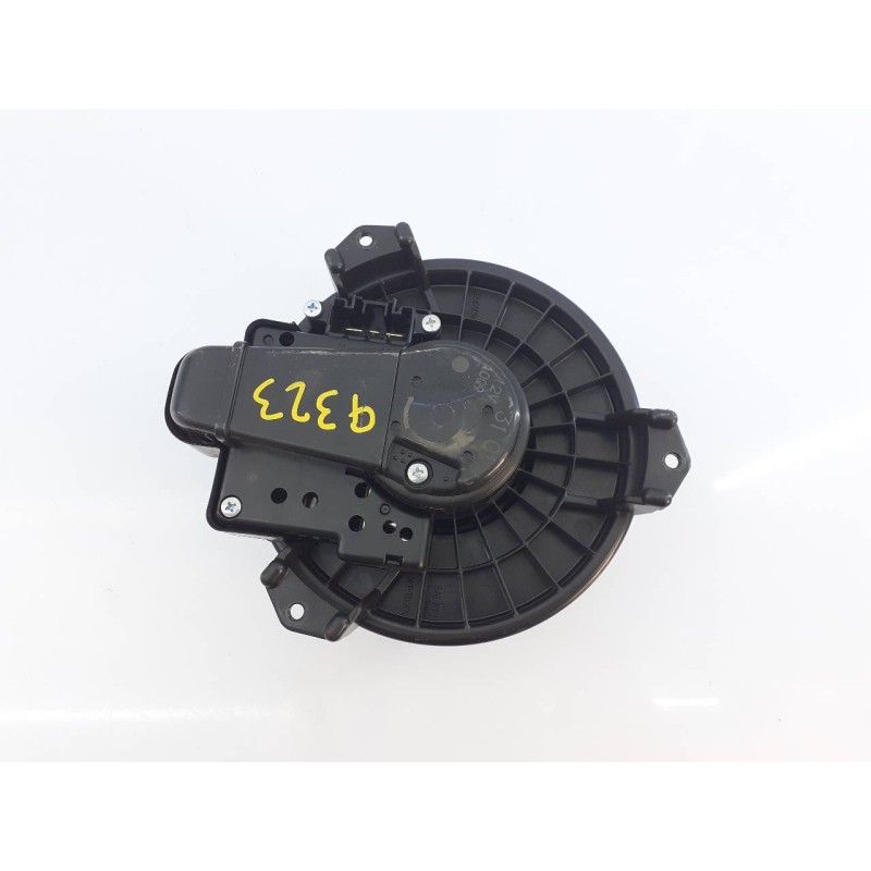 Recambio de ventilador calefaccion para toyota yaris hsd city referencia OEM IAM   E3-B2-24-1