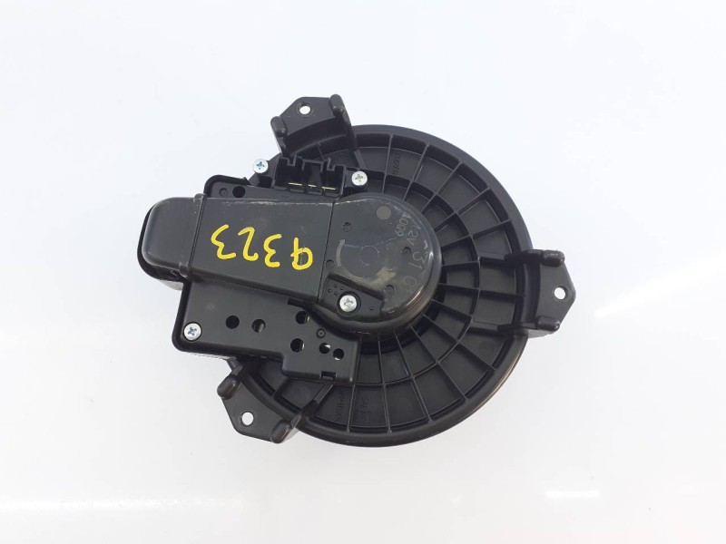 Recambio de ventilador calefaccion para toyota yaris hsd city referencia OEM IAM   E3-B2-24-1