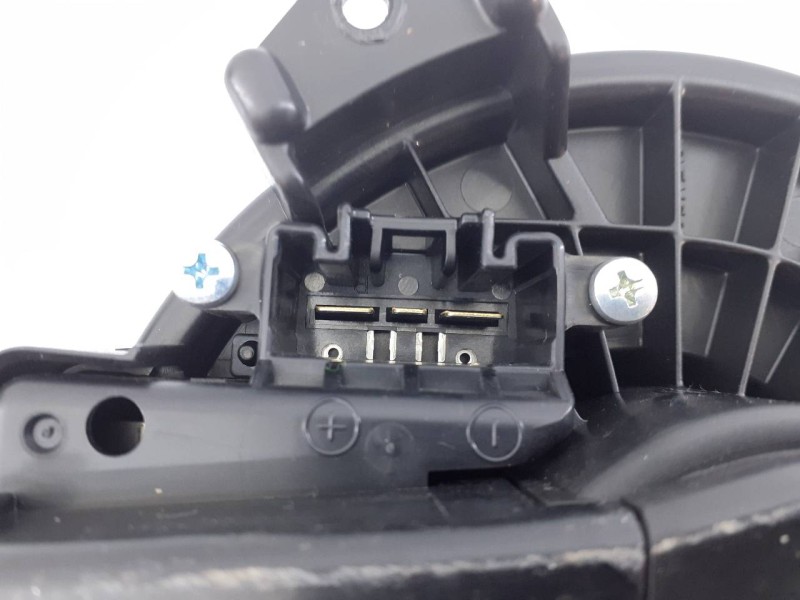 Recambio de ventilador calefaccion para toyota yaris hsd city referencia OEM IAM   E3-B2-24-1