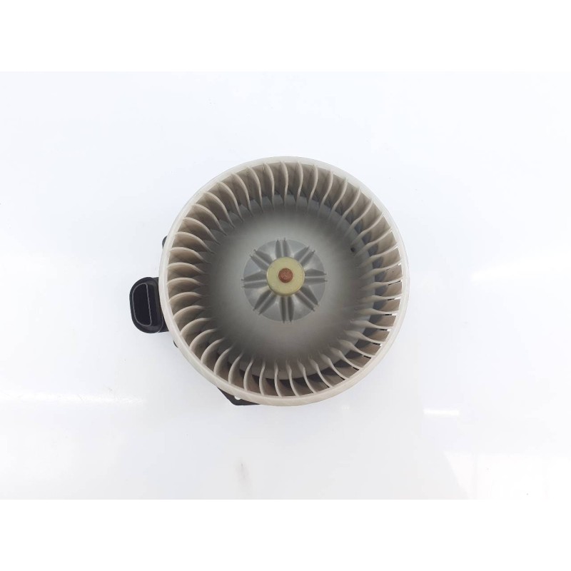 Recambio de ventilador calefaccion para toyota yaris hsd city referencia OEM IAM   E3-B2-24-1
