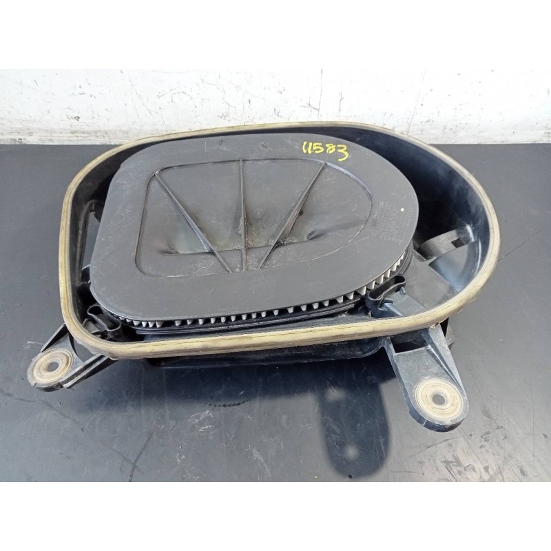 Recambio de filtro aire para bmw x3 (f25) xdrive 20d referencia OEM IAM 13717811027  P2-A2-17