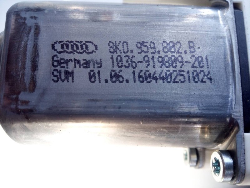 Recambio de elevalunas delantero derecho para audi q3 (8ug) design quattro referencia OEM IAM 8K0959802B  E1-B6-34-1