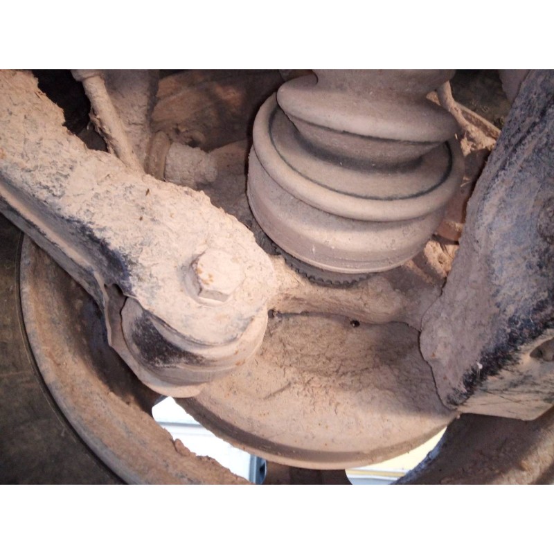 Recambio de mangueta trasera derecha para mitsubishi montero (v60/v70) 3.2 di-d gls (3-ptas.) referencia OEM IAM   