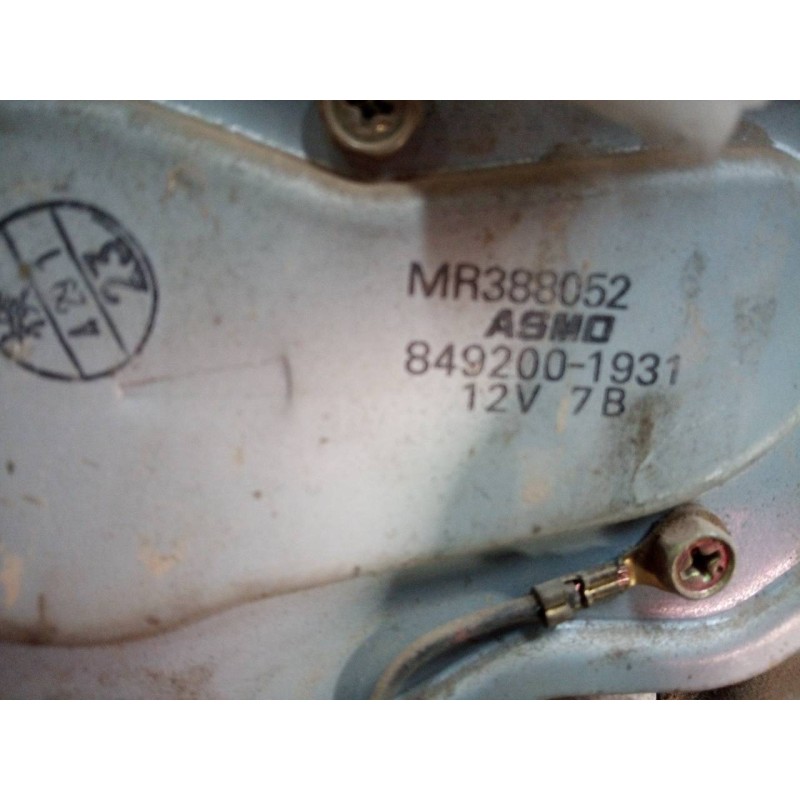 Recambio de motor limpia trasero para mitsubishi montero (v60/v70) 3.2 di-d gls (3-ptas.) referencia OEM IAM MR388052 8492001931