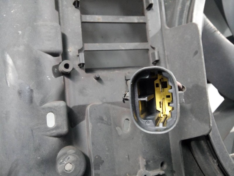 Recambio de electroventilador para citroën c4 picasso exclusive referencia OEM IAM 9658508980  P2-A7-8