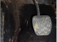 PEDAL EMBRAGUE 