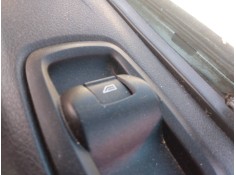 MANDO ELEVALUNAS DELANTERO DERECHO 