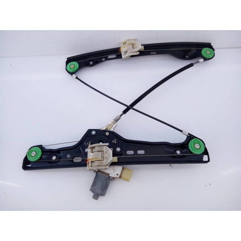 Recambio de elevalunas delantero derecho para bmw serie 3 berlina (e90) 320d referencia OEM IAM 6927028 996625101 E1-A3-40-2