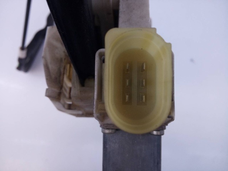 Recambio de elevalunas delantero derecho para bmw serie 3 berlina (e90) 320d referencia OEM IAM 6927028 996625101 E1-A3-40-2