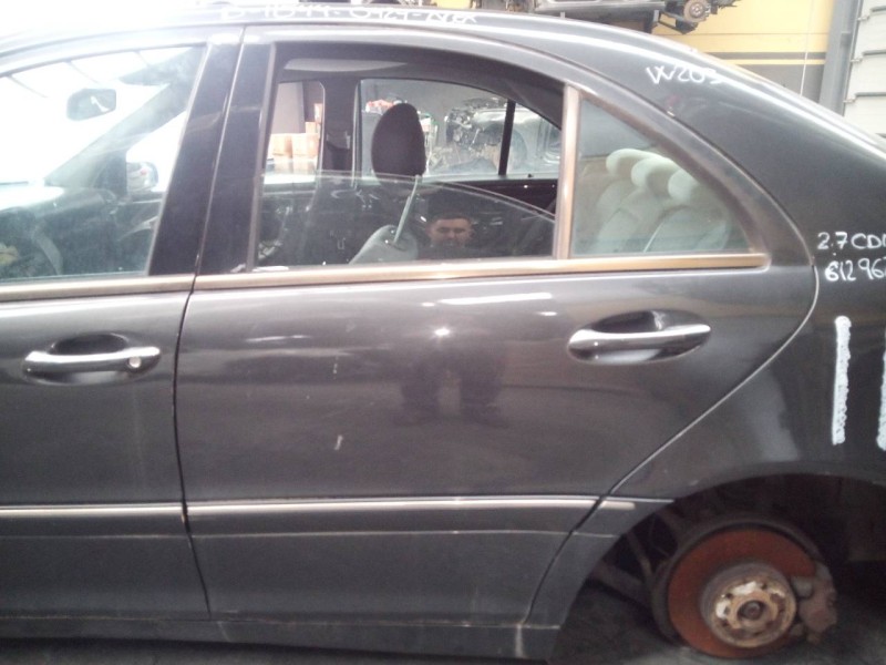 Recambio de puerta trasera izquierda para mercedes-benz clase c (w203) berlina 270 cdi (203.016) referencia OEM IAM   