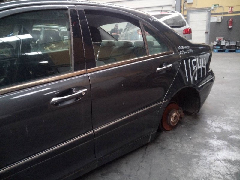 Recambio de puerta trasera izquierda para mercedes-benz clase c (w203) berlina 270 cdi (203.016) referencia OEM IAM   