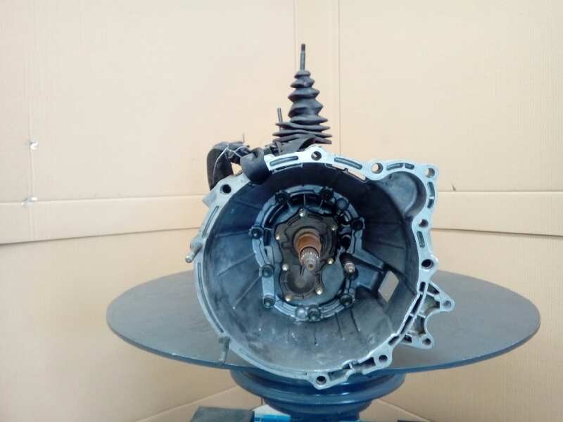 Recambio de caja cambios para suzuki grand vitara 3 puertas sq (gt) 2.0 turbodiesel cat referencia OEM IAM WJ2  M1-B3-80