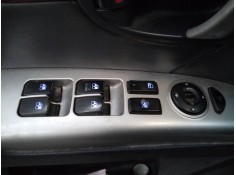 MANDO ELEVALUNAS DELANTERO IZQUIERDO 