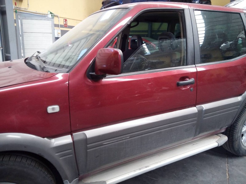Recambio de puerta delantera izquierda para nissan terrano/terrano.ii (r20) se (5-ptas.) referencia OEM IAM   