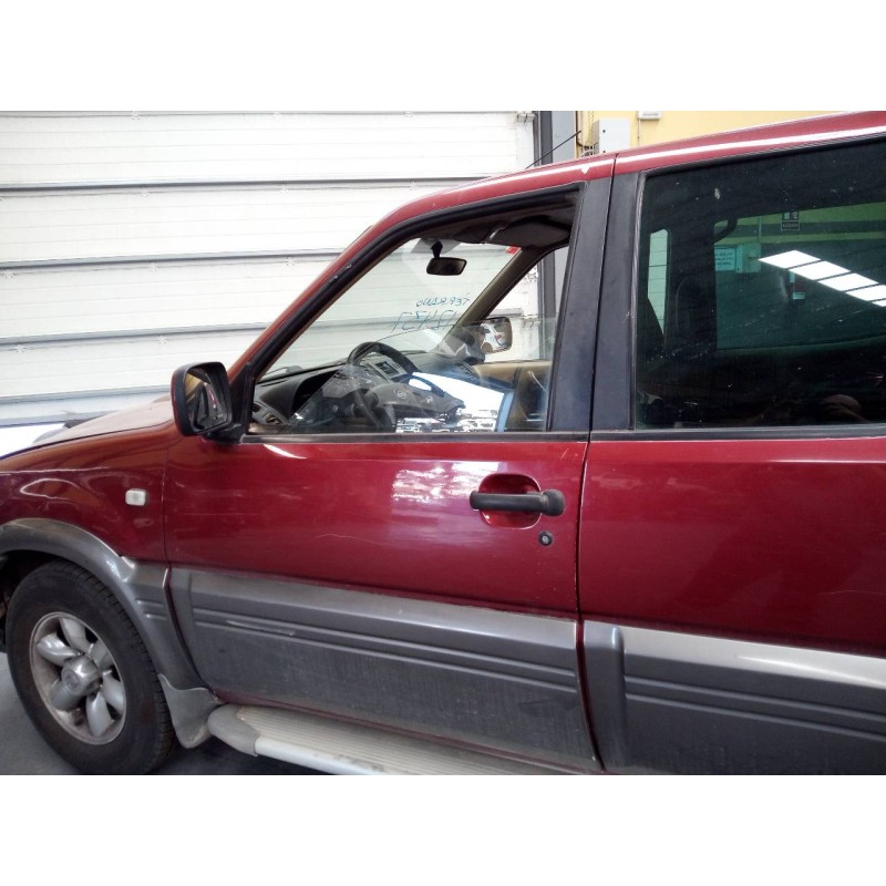 Recambio de puerta delantera izquierda para nissan terrano/terrano.ii (r20) se (5-ptas.) referencia OEM IAM   
