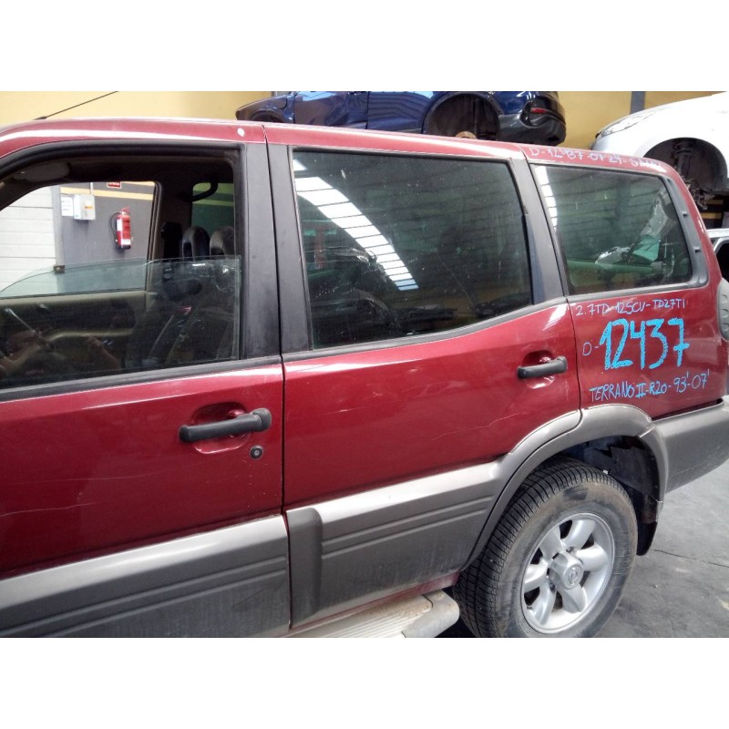 Recambio de puerta trasera izquierda para nissan terrano/terrano.ii (r20) se (5-ptas.) referencia OEM IAM   