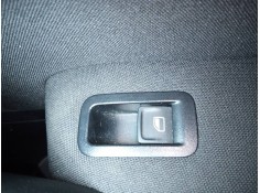 MANDO ELEVALUNAS DELANTERO DERECHO 