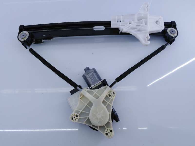 Recambio de elevalunas trasero derecho para seat arona xcellence referencia OEM IAM 0130822694 5Q09598120 E1-B6-12-1