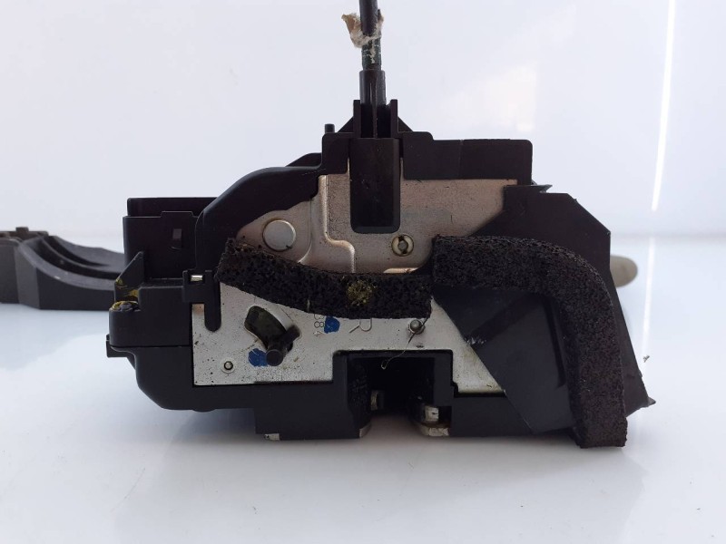 Recambio de cerradura puerta trasera derecha para nissan qashqai (j11) acenta referencia OEM IAM   E2-A4-44-1