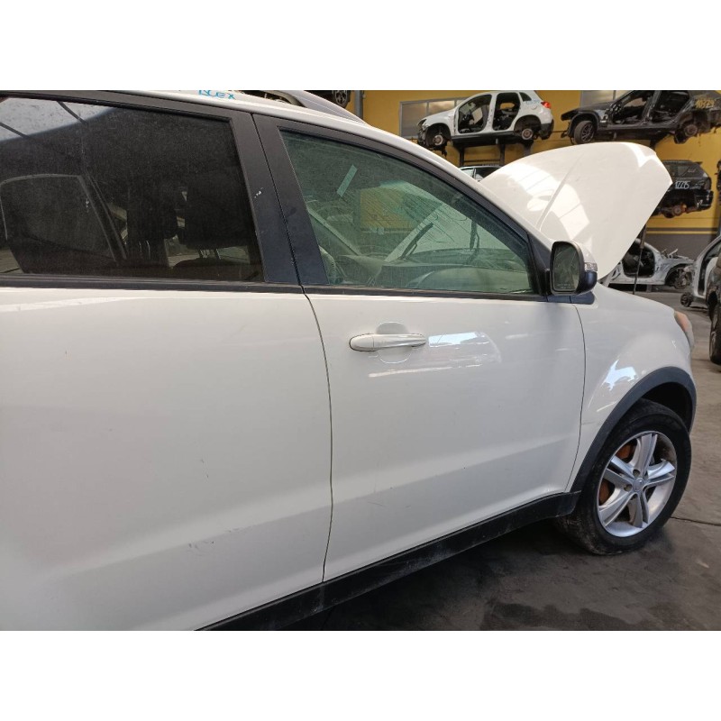 Recambio de puerta delantera derecha para ssangyong korando crystal referencia OEM IAM   
