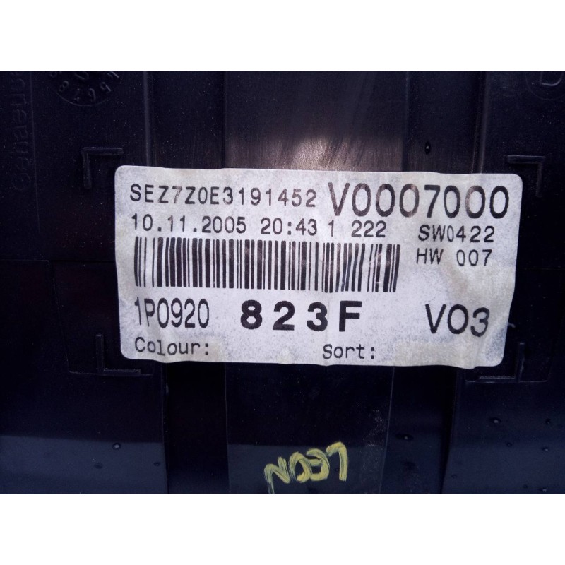 Recambio de cuadro instrumentos para seat leon (1p1) reference referencia OEM IAM 1P0920823F  E2-A1-42-3