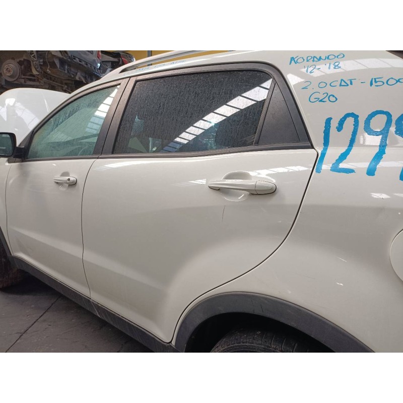 Recambio de puerta trasera izquierda para ssangyong korando crystal referencia OEM IAM   