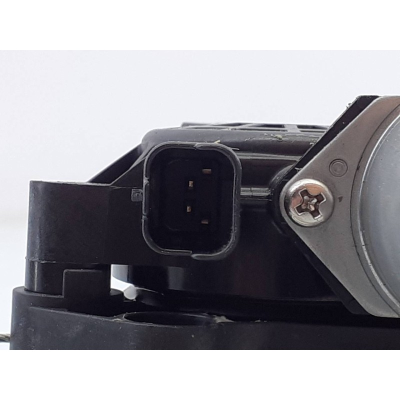 Recambio de elevalunas trasero derecho para nissan qashqai (j11) acenta referencia OEM IAM 827004EA0A  E2-A4-33-1