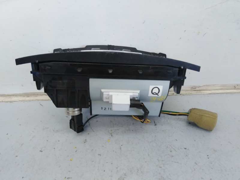 Recambio de cenicero para infiniti fx fx30d s referencia OEM IAM   