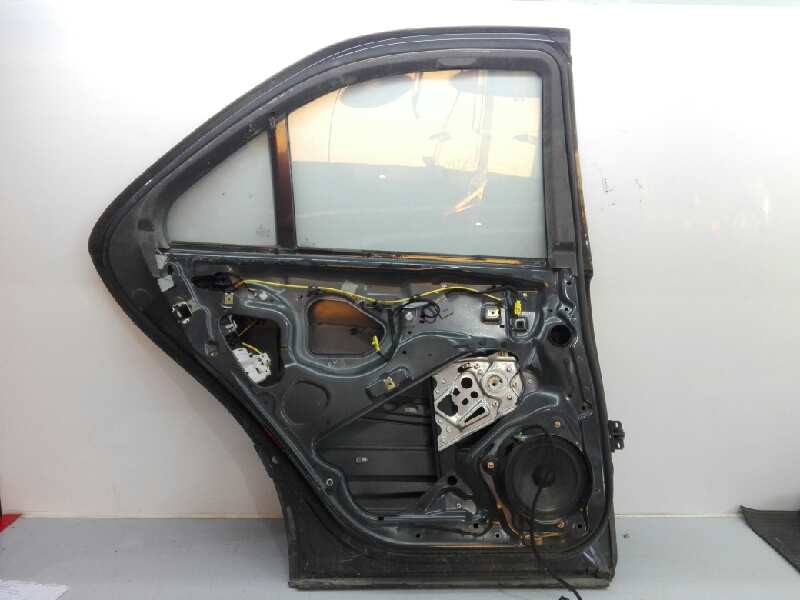 Recambio de puerta trasera izquierda para mercedes-benz clase e (w211) berlina referencia OEM IAM   E2-A4-16