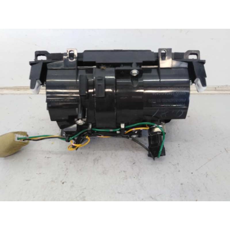 Recambio de cenicero para infiniti fx fx30d s referencia OEM IAM   