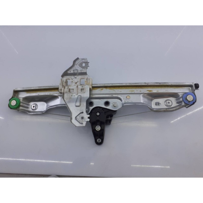 Recambio de elevalunas trasero derecho para nissan qashqai (j11) acenta referencia OEM IAM 827004EA0A  E2-A4-33-1