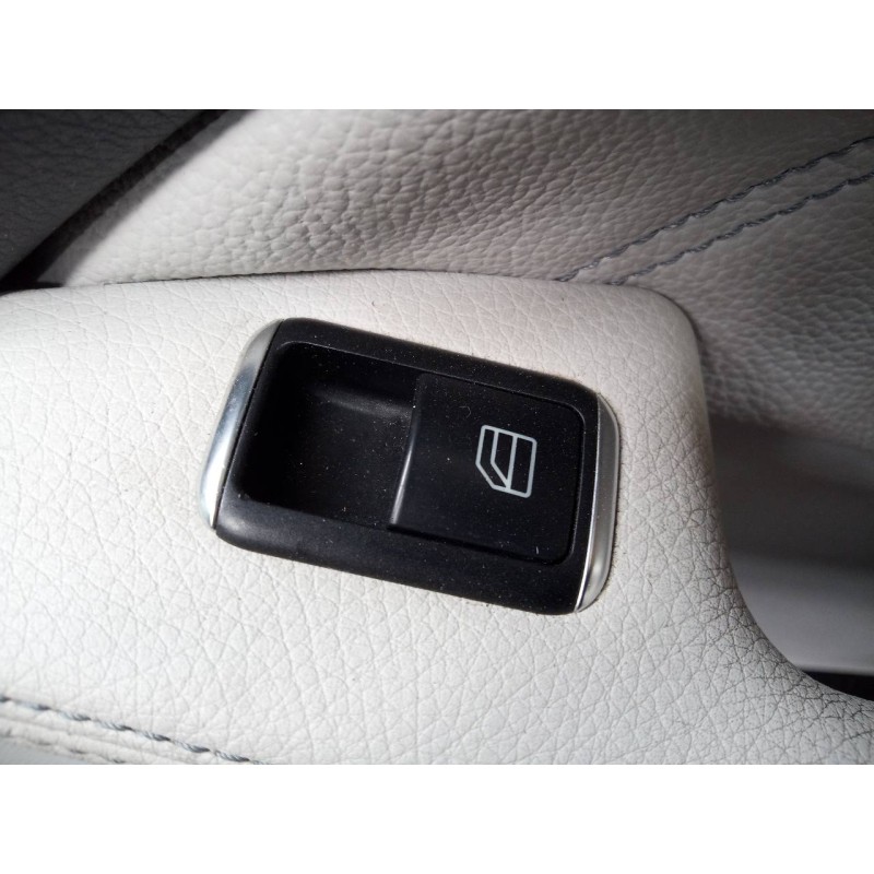 Recambio de mando elevalunas delantero derecho para mercedes-benz clase a (w176) a 180 cdi blueefficiency (176.000) referencia O