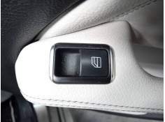 MANDO ELEVALUNAS TRASERO DERECHO 