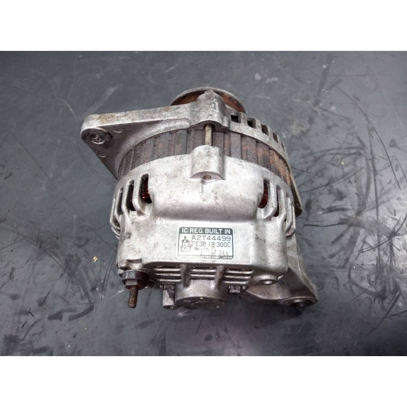 Recambio de alternador para suzuki grand vitara 5 puertas sq (ft) 2.0 td referencia OEM IAM A2T44499 FE3818300C P3-B6-8-5