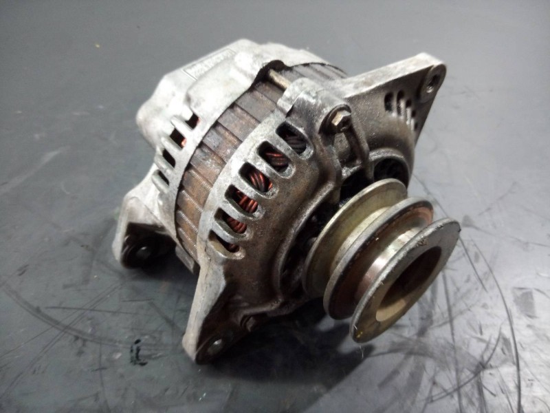 Recambio de alternador para suzuki grand vitara 5 puertas sq (ft) 2.0 td referencia OEM IAM A2T44499 FE3818300C P3-B6-8-5