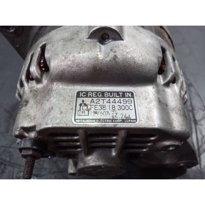 Recambio de alternador para suzuki grand vitara 5 puertas sq (ft) 2.0 td referencia OEM IAM A2T44499 FE3818300C P3-B6-8-5