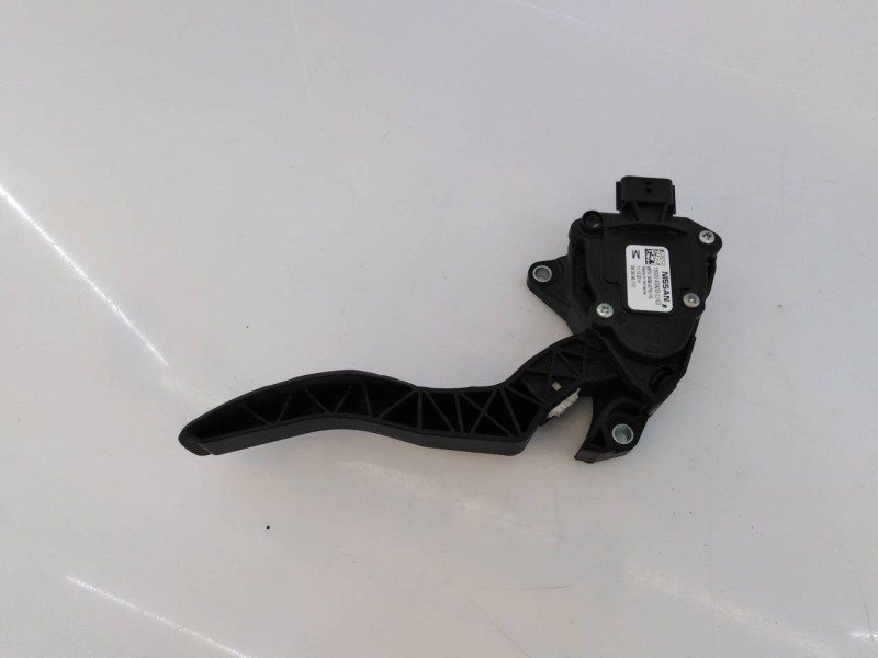Recambio de pedal acelerador para nissan qashqai (j11) acenta referencia OEM IAM 180024BA0B  E3-B4-5-4