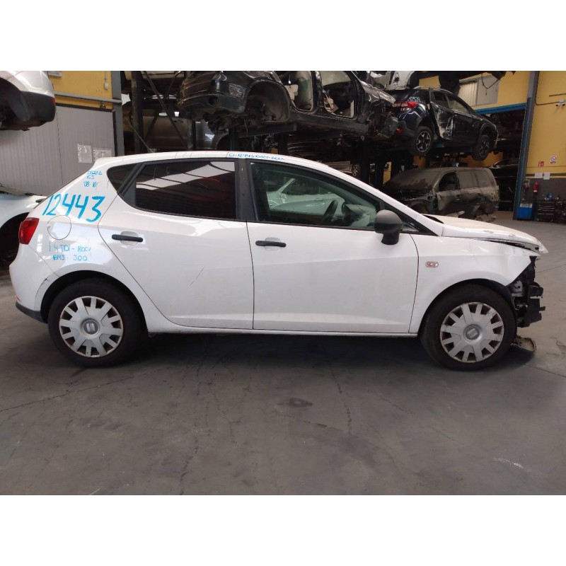 seat ibiza (6j5) del año 2010