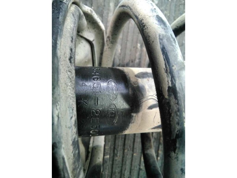 Recambio de amortiguador trasero derecho para kia sportage lx 4x4 referencia OEM IAM 546512E500  