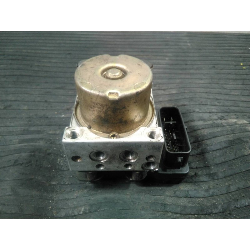 Recambio de abs para suzuki grand vitara 5 puertas sq (ft) referencia OEM IAM   P3-A8-12-4